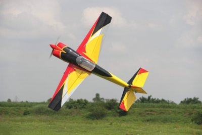74" Slick 1880mm Žluto-Červeno-Černý
