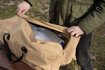 Zavážecí lodička Baiting 2500 2,4GHz RTR s GPS a sonarem