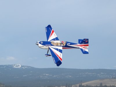 91" Extra 300 EXP - modrá/červená/bílá 2,31m