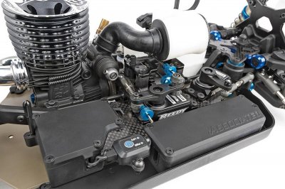 RC8B4 Team stavebnice