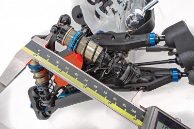 RC8B4 Team stavebnice