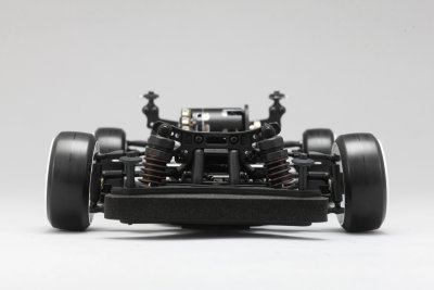 Yokomo YD-2S RWD stavebnice driftovacího podvozku, plastové šasi + uhlíkové šasi ZDARMA