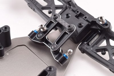 B6.3/T6.2/SC6.2 hliníková spojovačka řízení, černá, 1 ks.