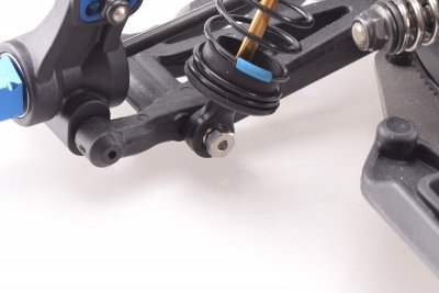 B6 titanové spodní šrouby tlumičů, 2 + 2 ks.