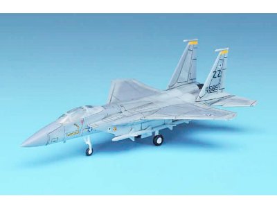 Academy McDonnell F-15C (1:144)