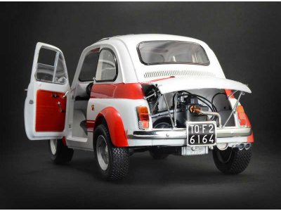 Italeri Fiat Abarth 695SS/Assetto Corsa (1:12)