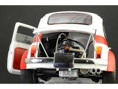 Italeri Fiat Abarth 695SS/Assetto Corsa (1:12)