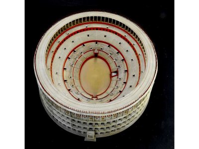 Italeri Koloseum (1:500)