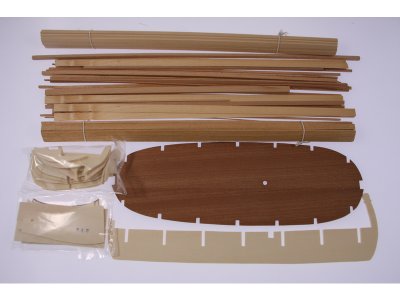 COREL Paranza rybářská loď 1:25 kit