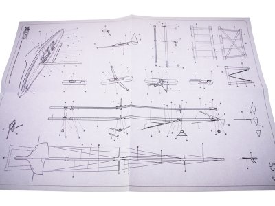 COREL S.I. 5.5m plachetnice 1:25 kit