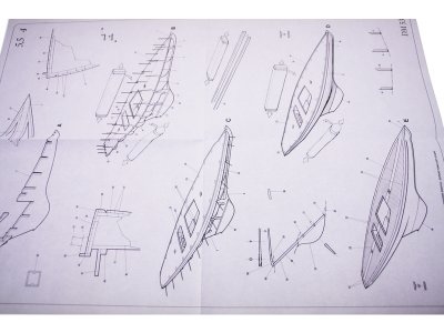 COREL S.I. 5.5m plachetnice 1:25 kit