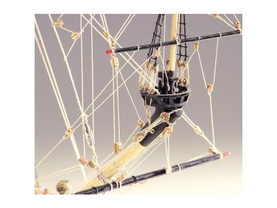 COREL H.M.S. Neptune 1:90 kit