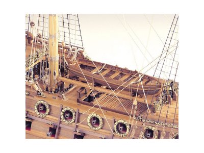 COREL H.M.S. Neptune 1:90 kit