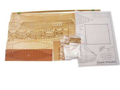 Dušek Vikingská loď Gokstad 1:72 kit