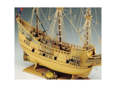 COREL Half Moon 1609 1:50 kit