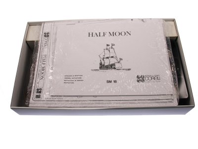 COREL Half Moon 1609 1:50 kit