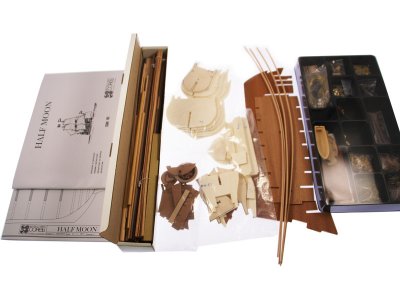 COREL Half Moon 1609 1:50 kit