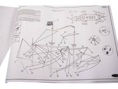 COREL Mayflower 1:140 kit