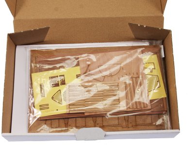 Vanguard Models Launch člun 34" 1:64 kit