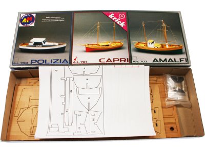 Mantua Model Plachetnice Capri 1:35 kit