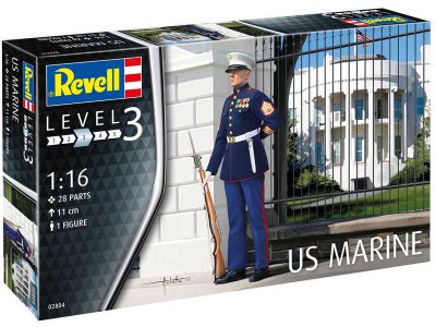 Revell figurky - US Marine (1:16)