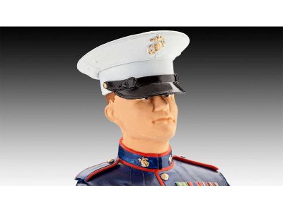 Revell figurky - US Marine (1:16)
