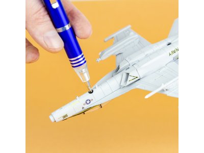 Modelcraft šroubovák s vyměnnými bity a LED osvětlením