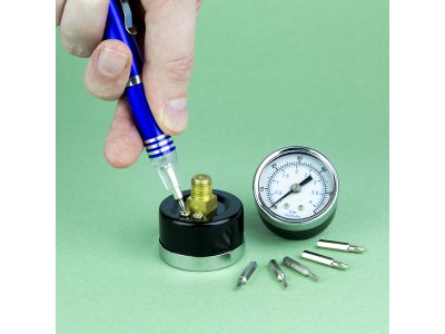 Modelcraft šroubovák s vyměnnými bity a LED osvětlením