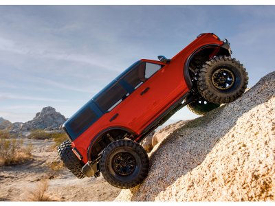 Traxxas TRX-4 Ford Bronco 2021 1:10 TQi RTR stříbrný