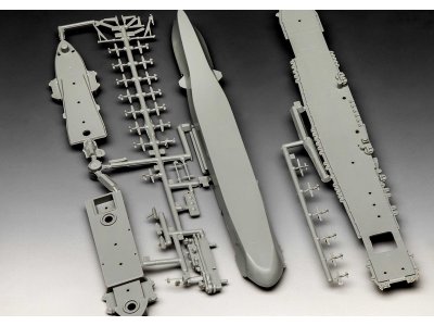 Revell 65824 USS Enterprise (1:1200) (sada)