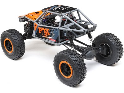 Axial Capra 1:18 4WD RTR šedá