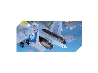 ACADEMY 12270 SU-27 Flanker B 1:48