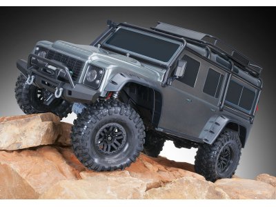 Traxxas TRX-4 Land Rover Defender 1:10 TQi RTR s navijákem pískový