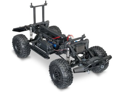 Traxxas TRX-4 Land Rover Defender 1:10 TQi RTR s navijákem pískový