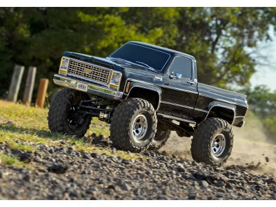 Traxxas TRX-4 Chevrolet K10 1979 TQi 1:10 RTR modrý