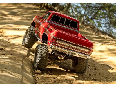 Traxxas TRX-4 Chevrolet K10 1979 TQi 1:10 RTR modrý