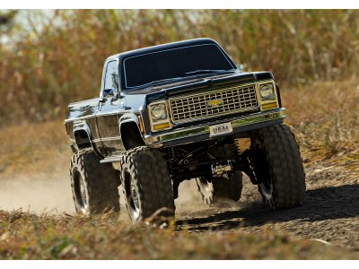 Traxxas TRX-4 Chevrolet K10 1979 TQi 1:10 RTR stříbrný