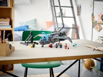 LEGO Marvel - Stíhačka Avengers Quinjet